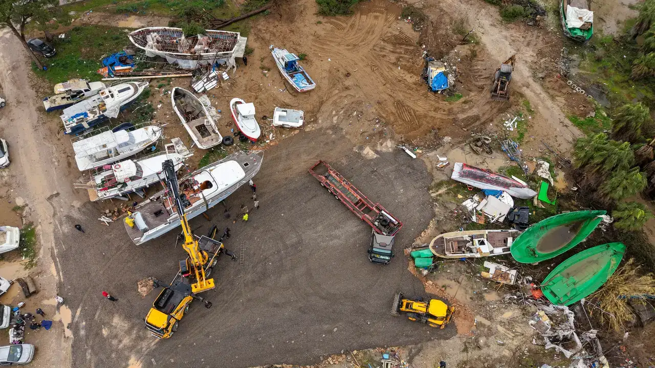 Aksu’da Hortum Felaketinin İzleri Siliniyor 3